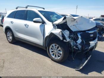  Salvage Kia Sorento