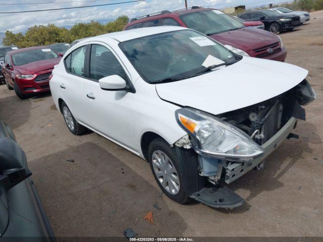  Salvage Nissan Versa