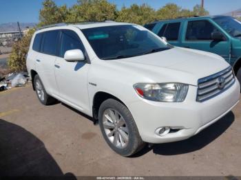  Salvage Toyota Highlander