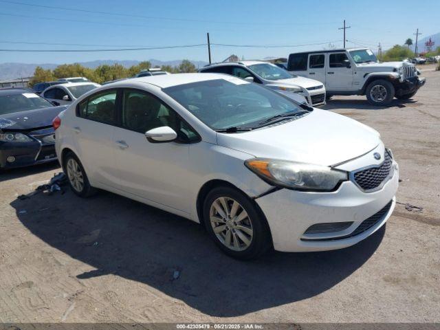  Salvage Kia Forte