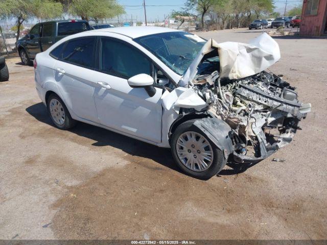  Salvage Ford Fiesta