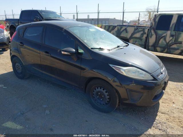  Salvage Ford Fiesta