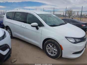  Salvage Chrysler Voyager