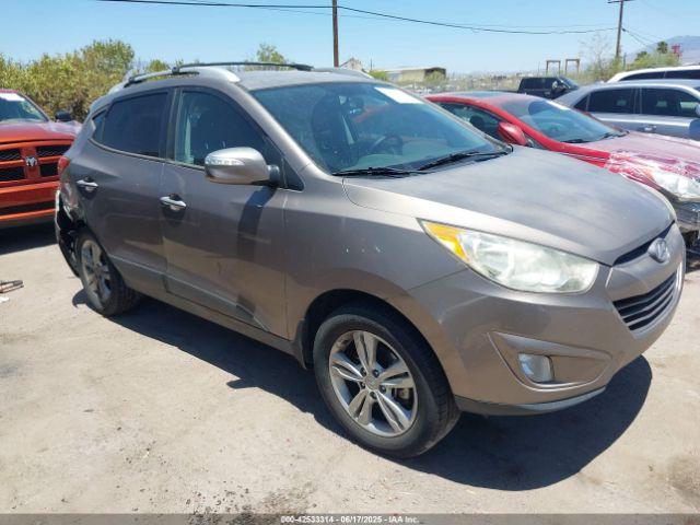  Salvage Hyundai TUCSON