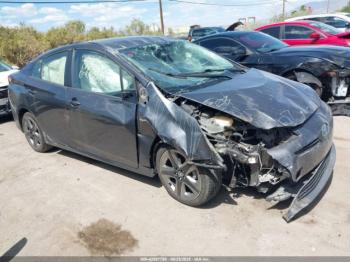  Salvage Toyota Prius