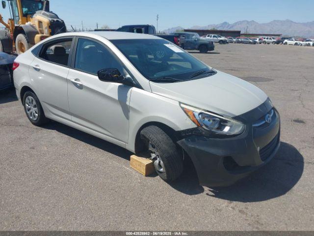  Salvage Hyundai ACCENT