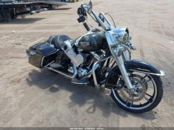  Salvage Harley-Davidson Flhr