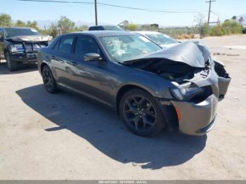  Salvage Chrysler 300