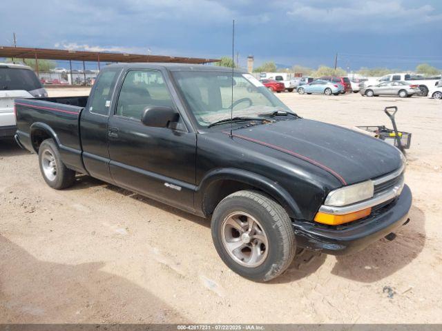  Salvage Chevrolet S-10
