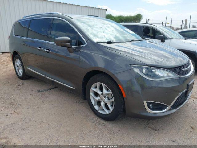  Salvage Chrysler Pacifica