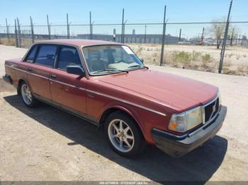  Salvage Volvo 244