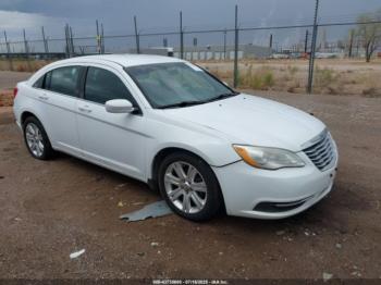  Salvage Chrysler 200