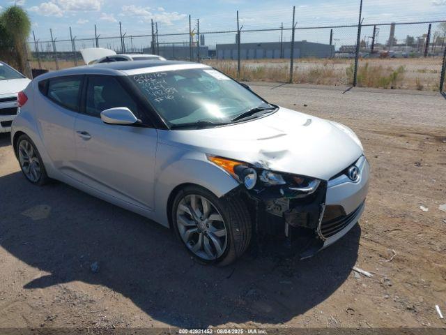  Salvage Hyundai VELOSTER