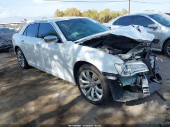 Salvage Chrysler 300