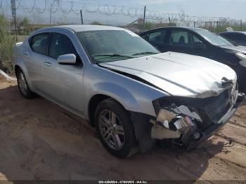  Salvage Dodge Avenger