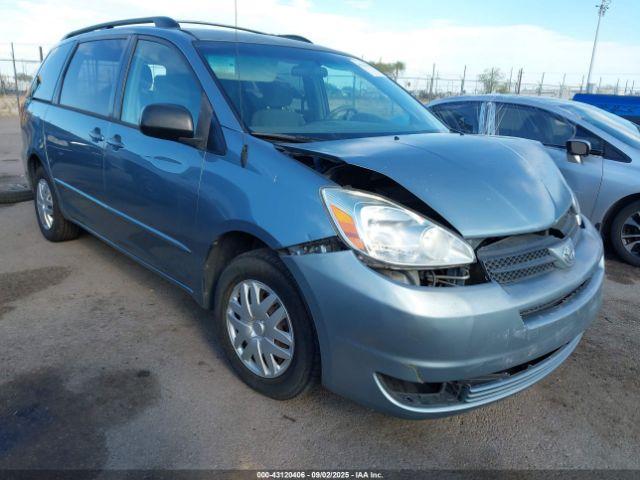  Salvage Toyota Sienna
