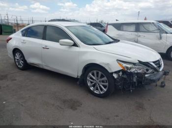  Salvage Nissan Altima