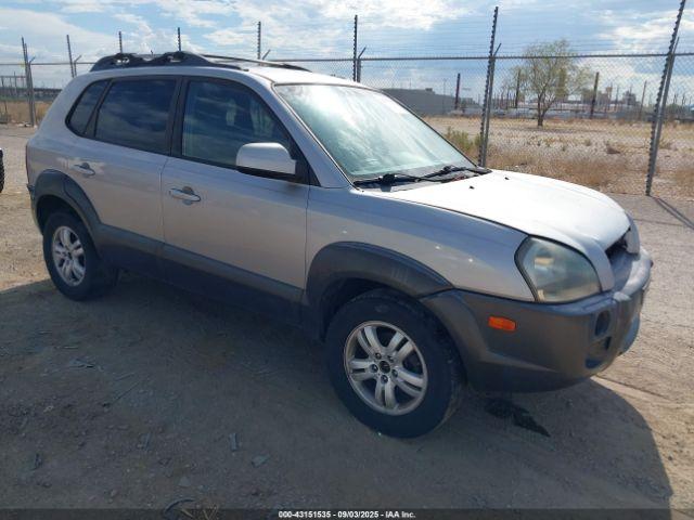  Salvage Hyundai TUCSON