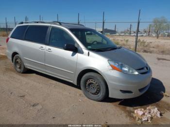  Salvage Toyota Sienna