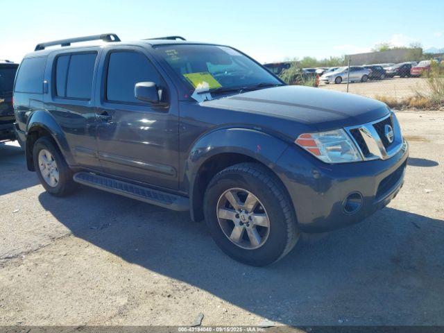 Salvage Nissan Pathfinder