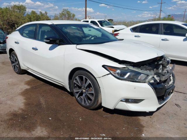  Salvage Nissan Maxima
