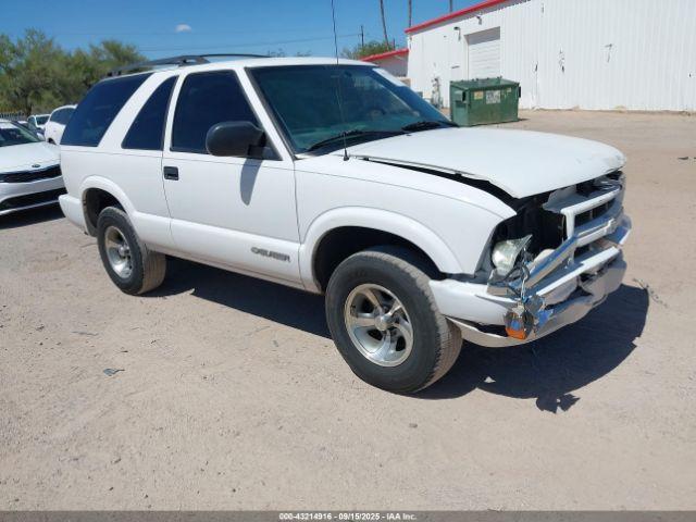  Salvage Chevrolet Blazer