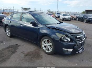  Salvage Nissan Altima