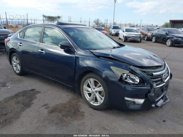  Salvage Nissan Altima