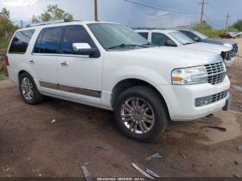 Salvage Lincoln Navigator