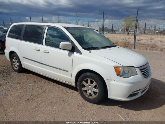  Salvage Chrysler Town & Country