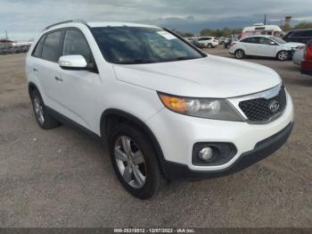  Salvage Kia Sorento