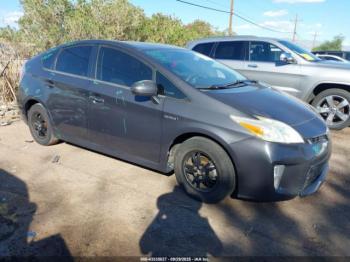  Salvage Toyota Prius