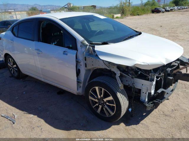  Salvage Nissan Versa