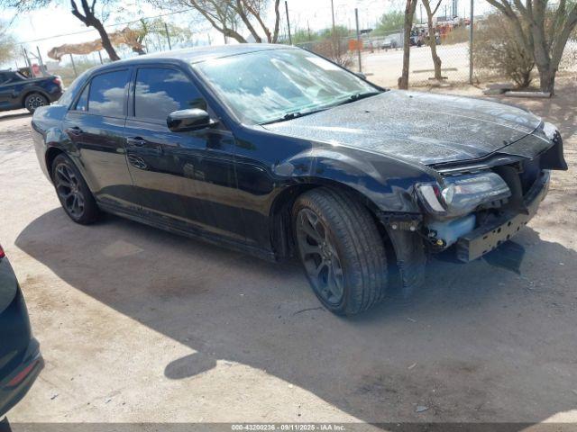  Salvage Chrysler 300