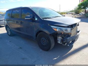  Salvage Kia Sedona