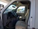 Ford E-450 Standard Image 12