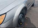 Subaru Outback 2.5i Image 12