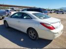 Toyota Camry Se Image 8