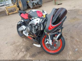  Salvage Aprilia Rs