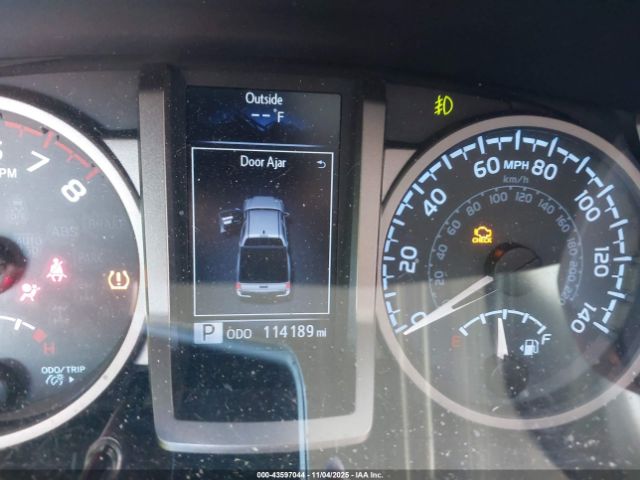 Toyota Tacoma Sr5 V6 Image 9