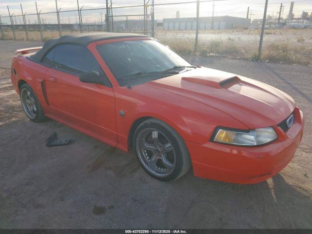  Salvage Ford Mustang