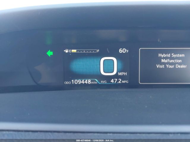 Toyota Prius Four Image 14