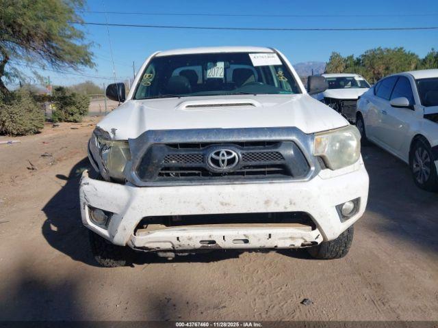 Toyota Tacoma Base V6 Image 10