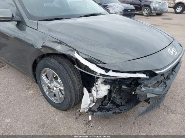 Hyundai ELANTRA Se Image 6