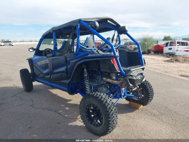 Honda Sxs1000 S4r Image 2