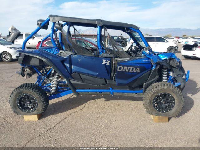 Honda Sxs1000 S4r Image 6