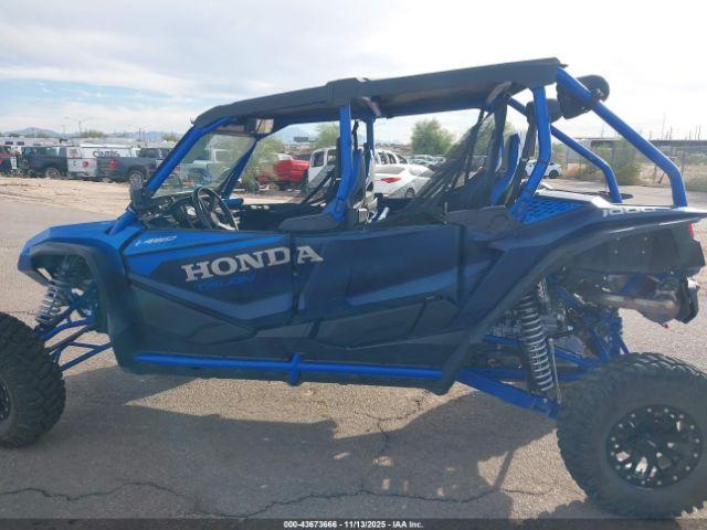 Honda Sxs1000 S4r Image 7