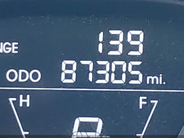 Hyundai ELANTRA Limited Image 15