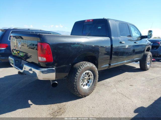 Ram 3500 Laramie Image 17