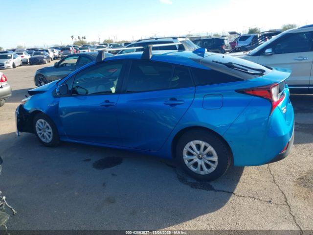 Toyota Prius Le Image 14